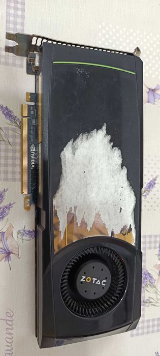 Placa video gaming Zotac GTX 580 Artefacte...
