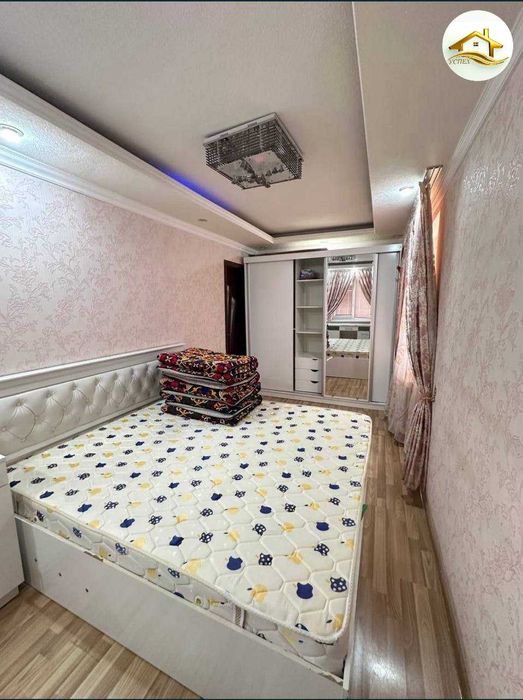 Продаётся 2х квартира на 4 этаж орр КРЫТЫЙ