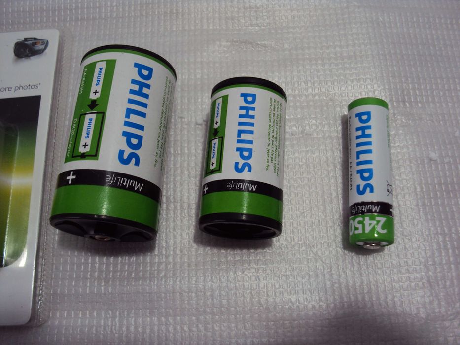 acumulatori AA(R6) Philips 2450 mAh cu adaptor R14,set 2buc