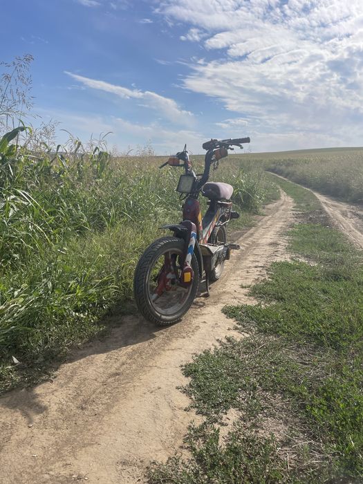 Se da pa scimb pe un slt scuter