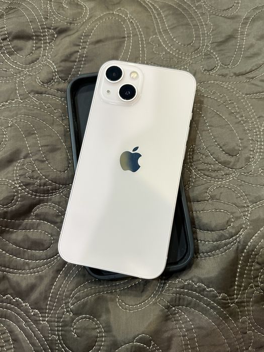 Продам Iphone 13