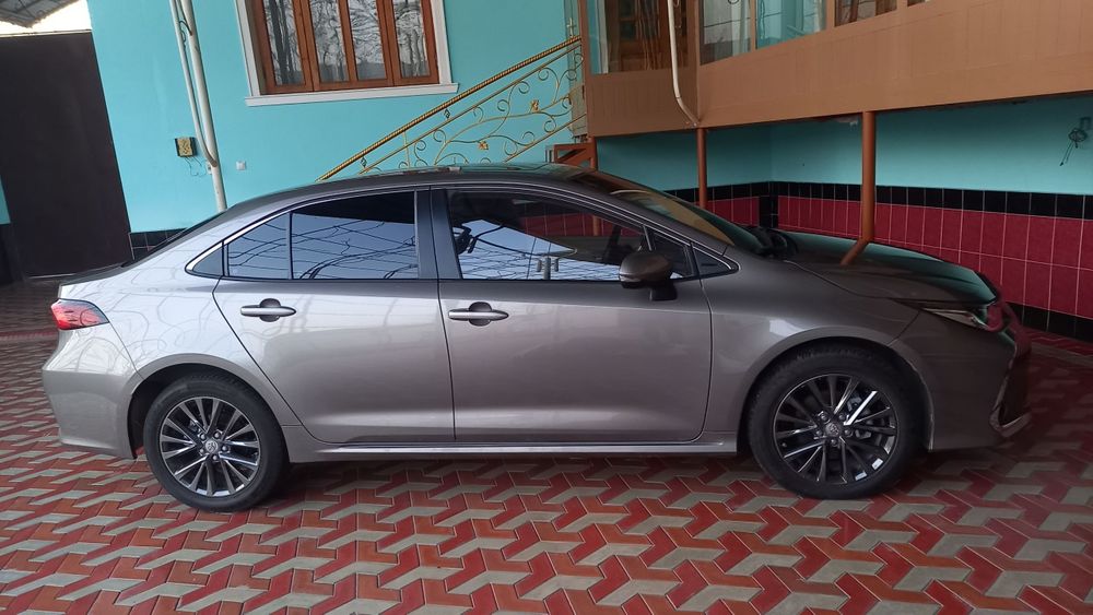 Tayotta carolla 1.2 turbo luxury edition
