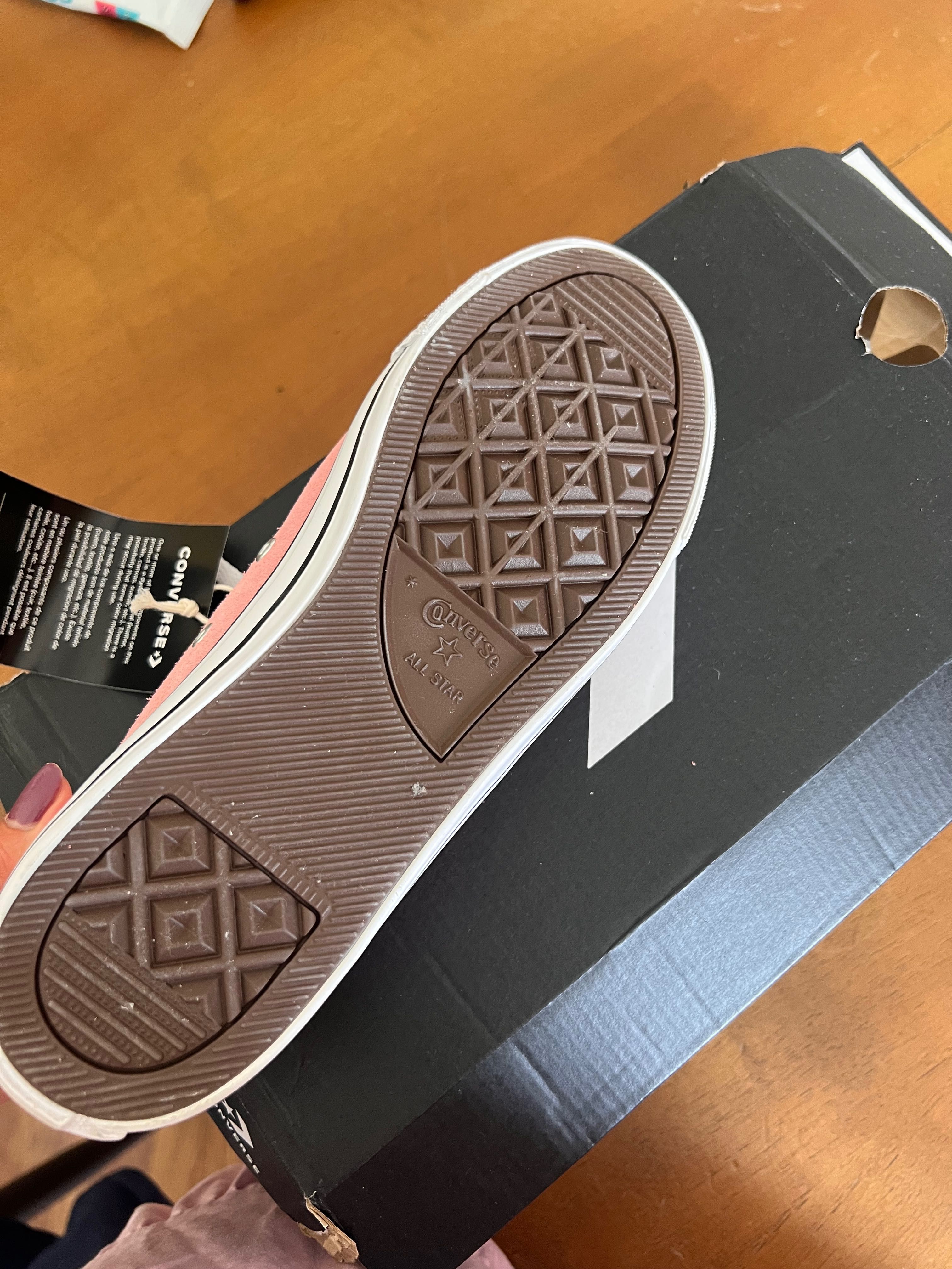 Дамски кецове Converse