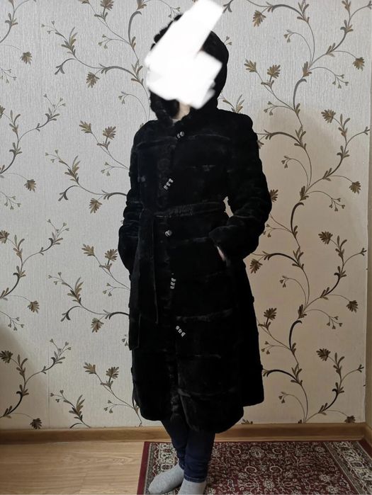 Мутоновая шуба со вставками из норки