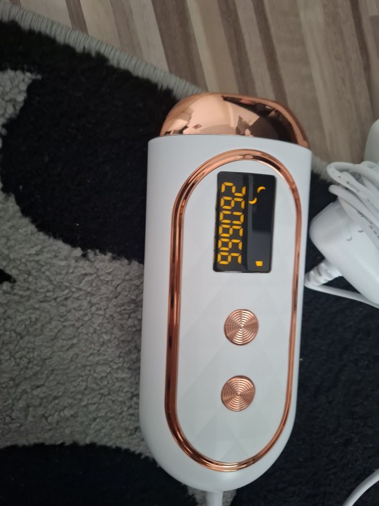 Aparat epilator IPL