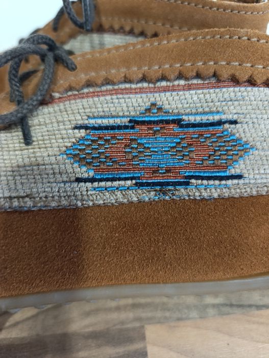 Minetonka mocasini nr 41