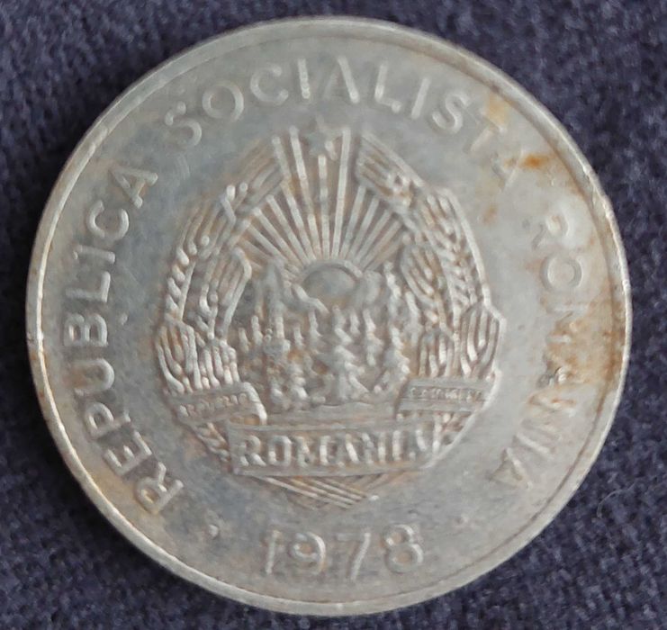 Vand monede de colecție