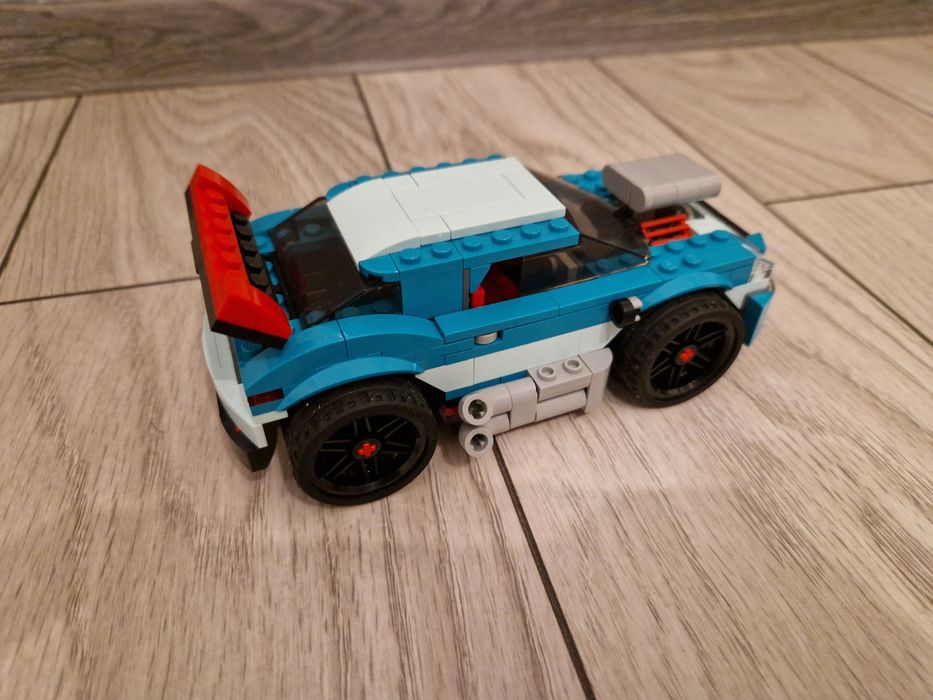 LEGO Creator, 3in1 Masina de curse pe sosea, 31127