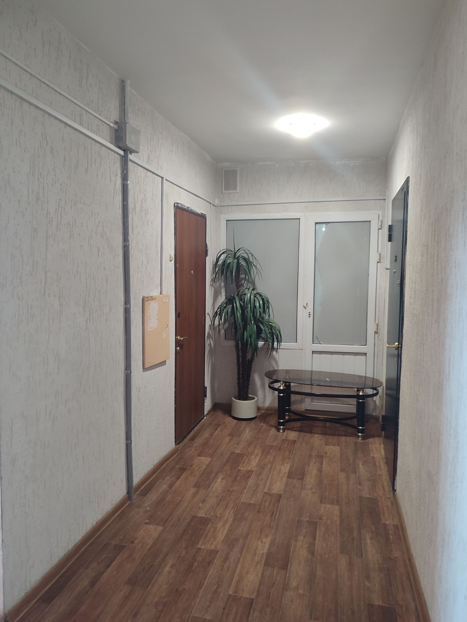 Продаю пятикомнатную квартиру в Астане (М. Жумабаева, дом 12, Встреча)