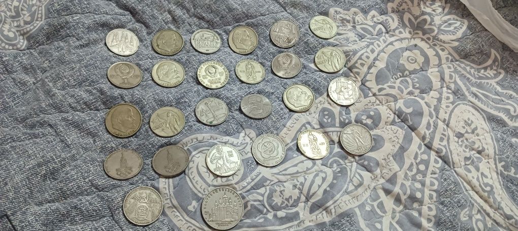 Продам монеты советских времён