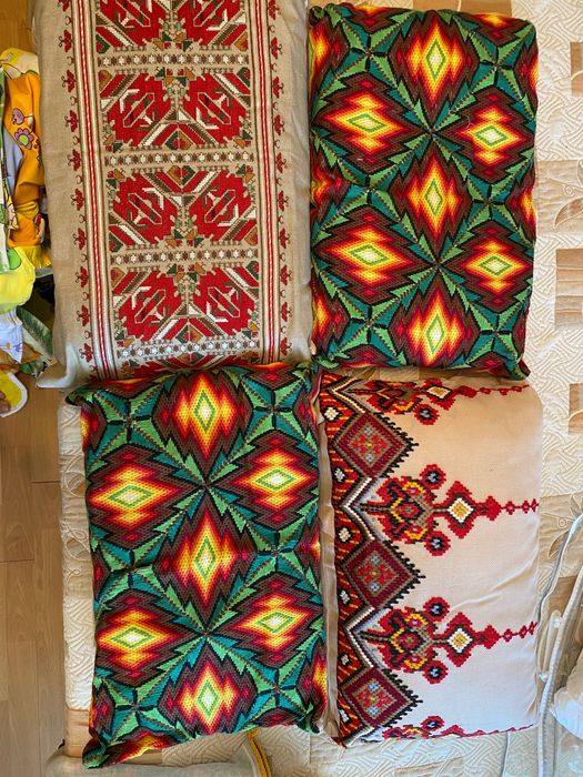 Ръчно бродирани калъфки за възглавници