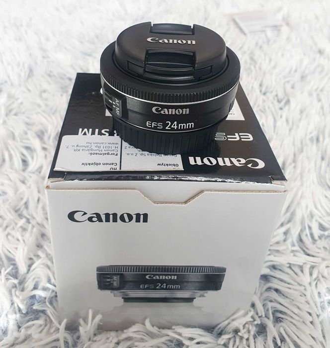 Obiectiv Canon EF-S 24mm F2.8 STM nou, RF35mm F1.8, RF50mm F1.8