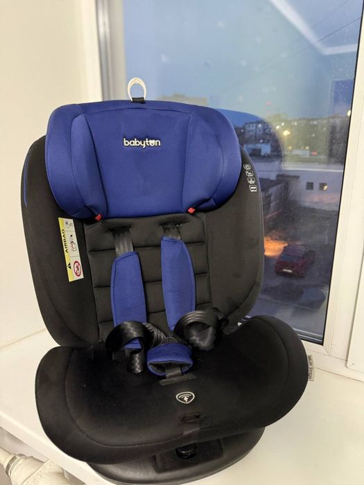 Детское автокресло