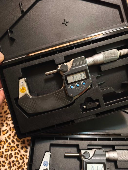 Micrometru profesional Mitutayo