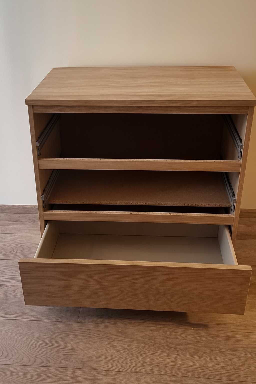 IKEA MALM скрин с 3 чекмеджета + плавно затваряне — чисто нов