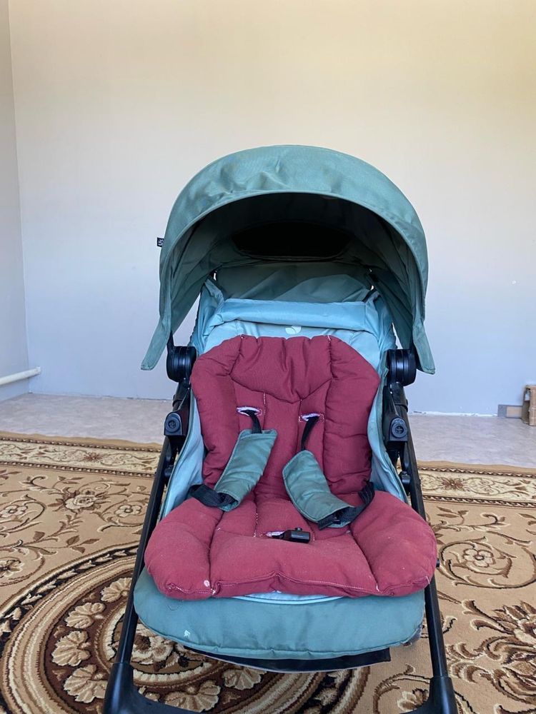 Продам прогулучную коляску