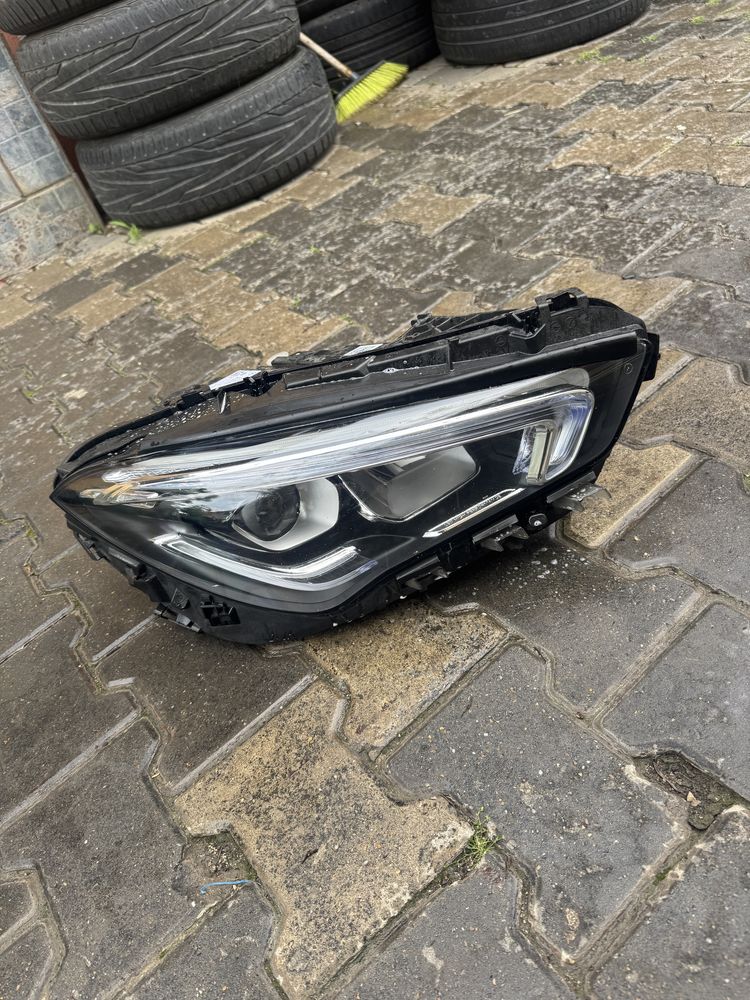 Vand set de faruri Mercedes Cla W118 full led high performance