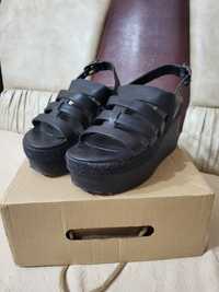Sandale negre stradivarius