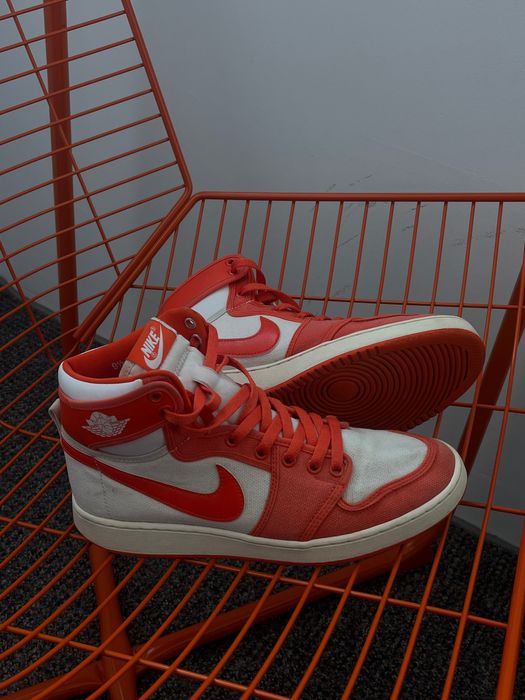 Nike Air Jordan 1 Retro AJKO “Syracuse”
