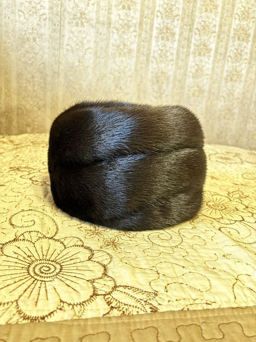 Продам норковую шапку