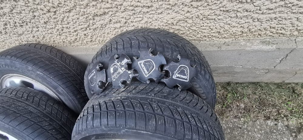 Roti genti duster 215 65 16 iarna