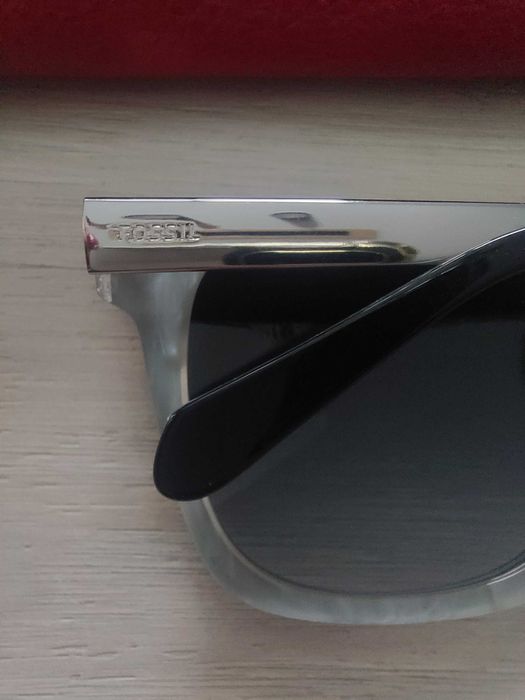 Слънчеви очила fosil