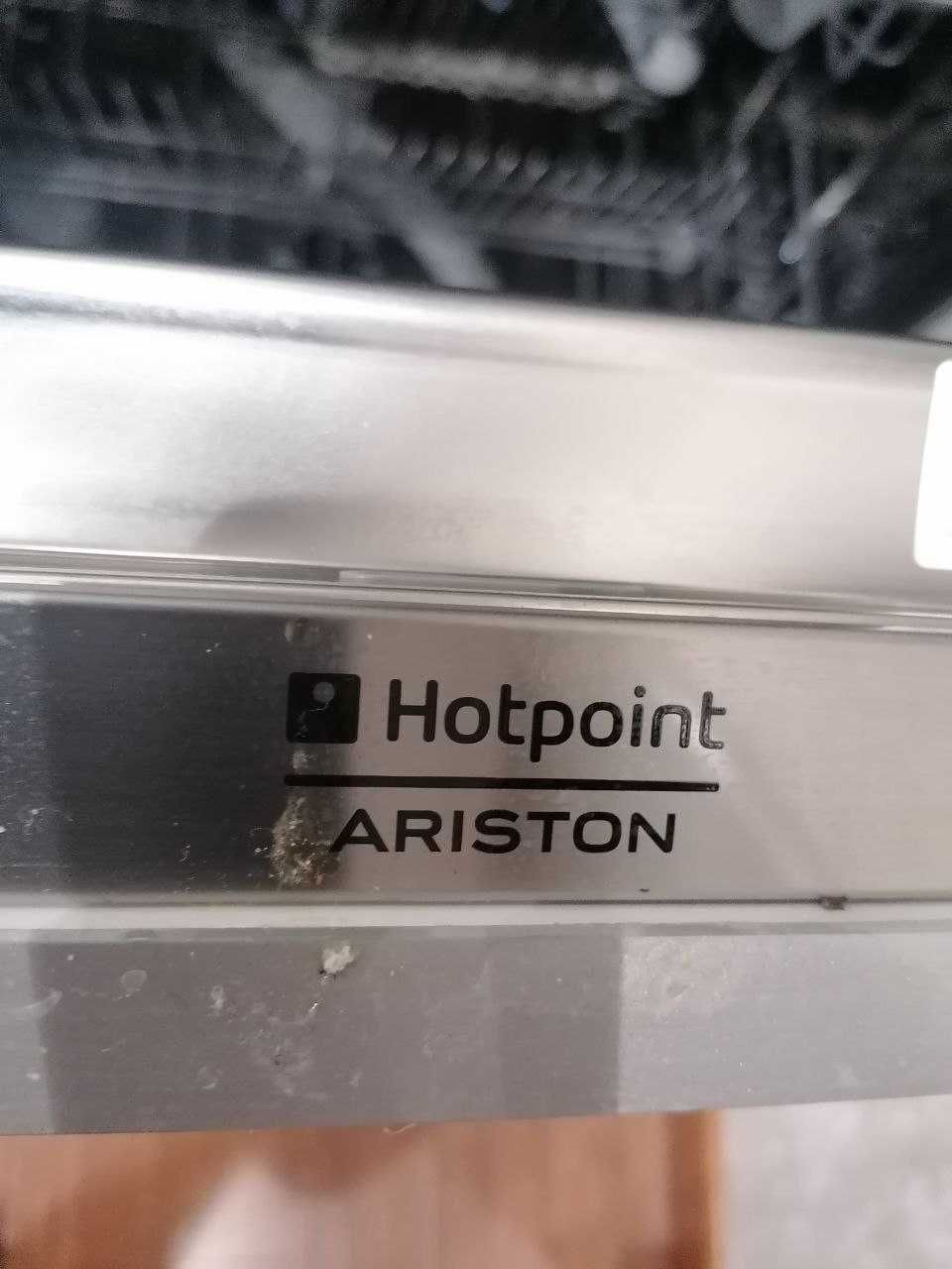 Встраиваемая посудомоечная машина Hotpoint-Ariston LFTA+ H2141