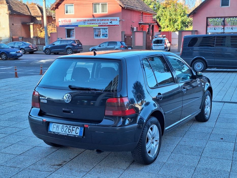 Golf 4 1.4 benzina An 2003 euro 4 edition special