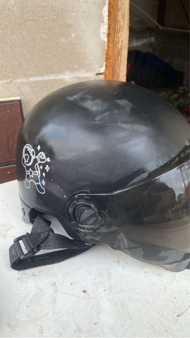 Каска продается!