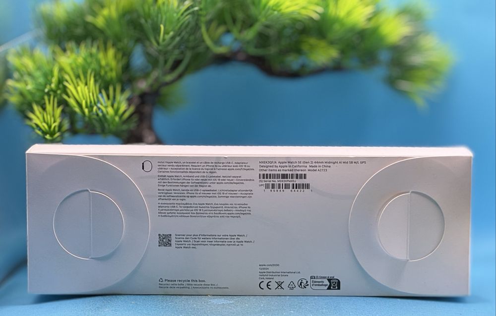 НОВ!!! Смарт часовник Apple Watch SE Gen 2, 44 мм, Midnight