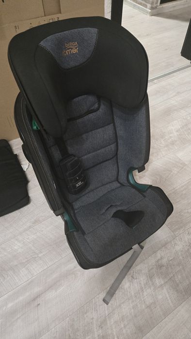 Столче за кола Britax Advansafix