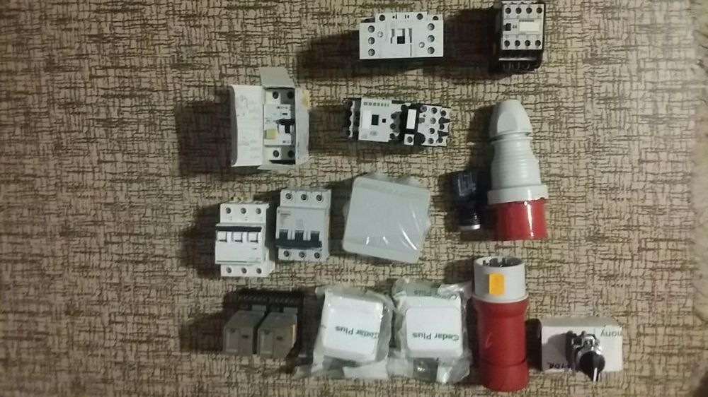 Echipamente electrice 230/400 v