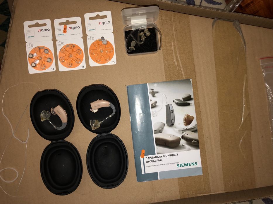 Слуховой аппарат Siemens (Германия).