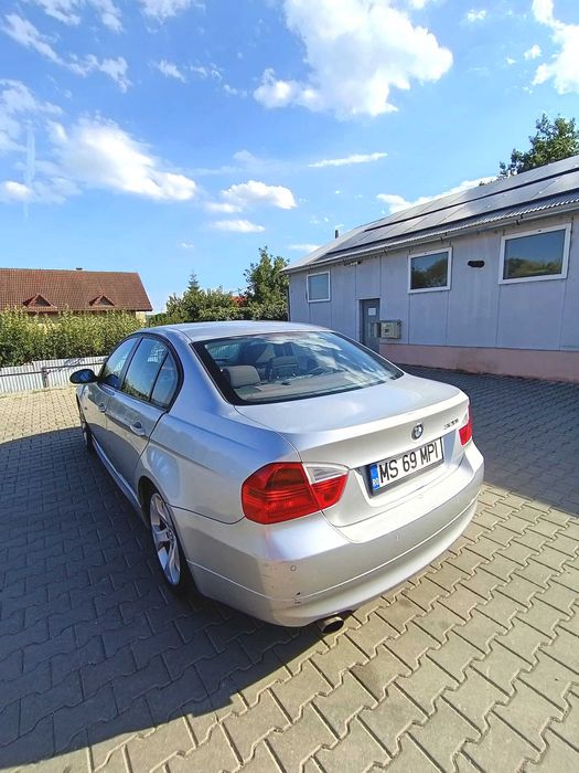 BMW 321i E90, an 2005