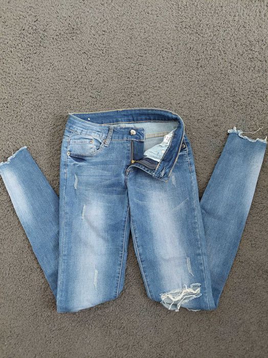 Pantaloni blugi damă