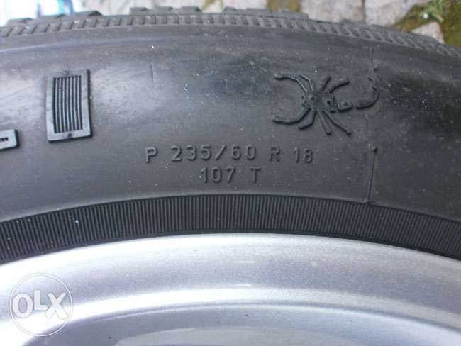 4 бр джанти с гуми Pirelli 235/60/18