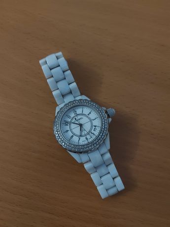 Наручные женские часы Chanel-J12