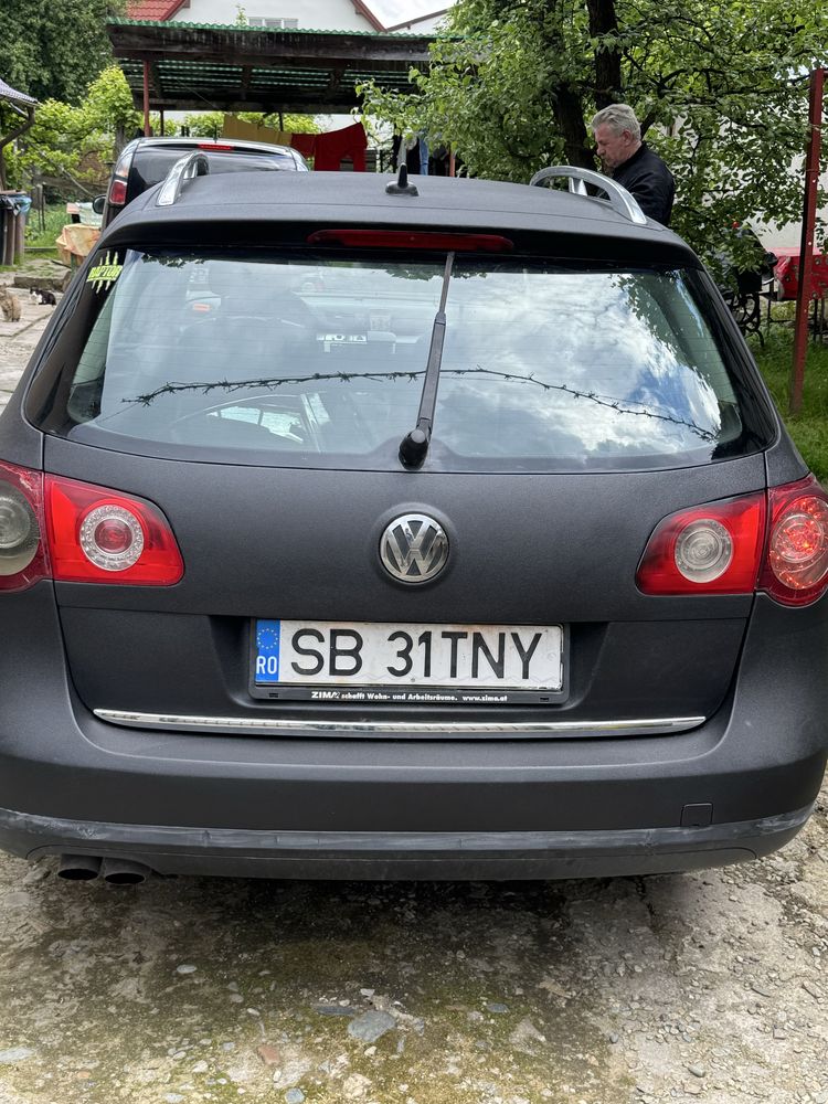 Vând passat b6 break