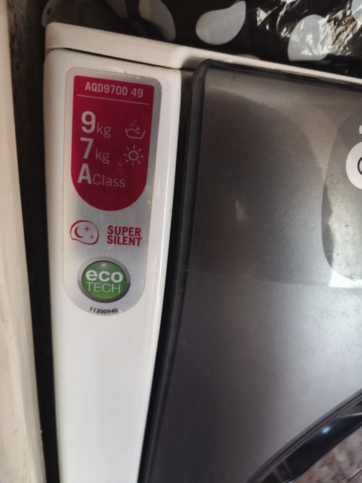 Пералня със сушилня Hotpoint Ariston