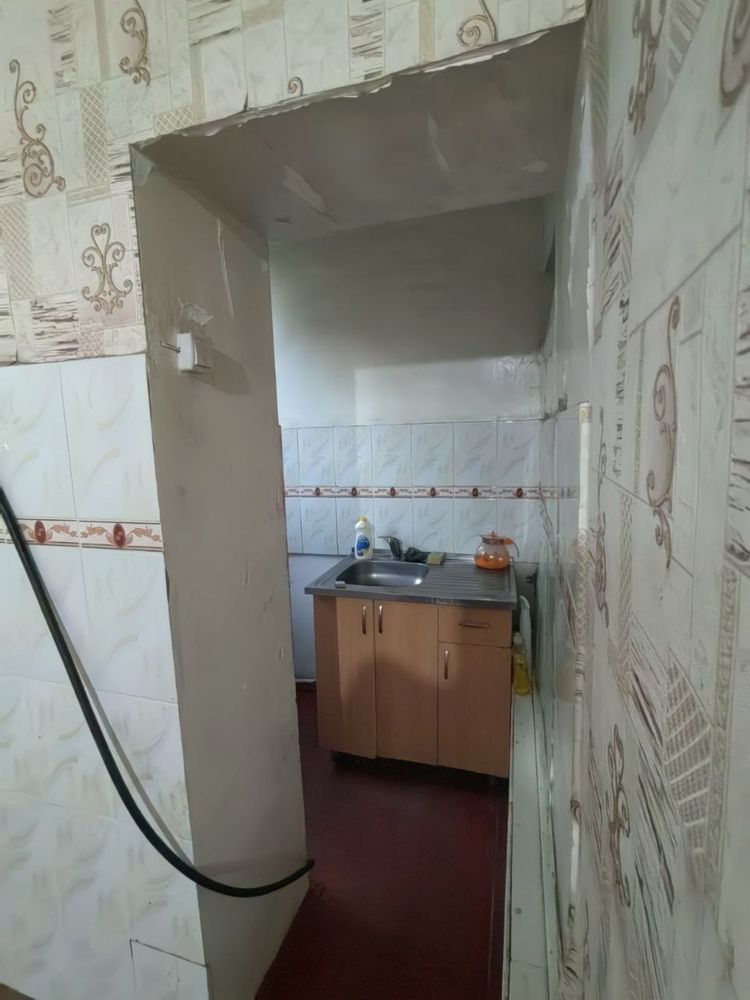 Продается квартира 77 серия по ул. Мирзо Улугбек ор. 33 школа