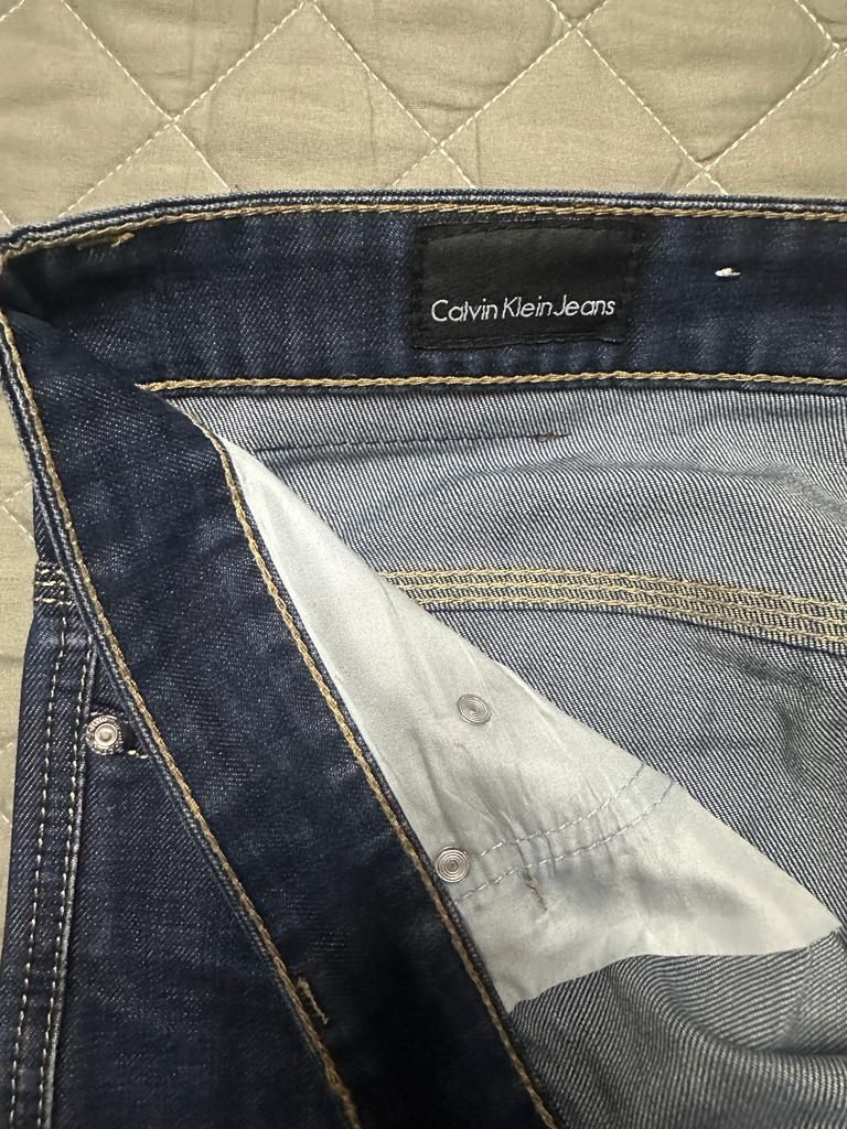 Calvin Klein  джинсы