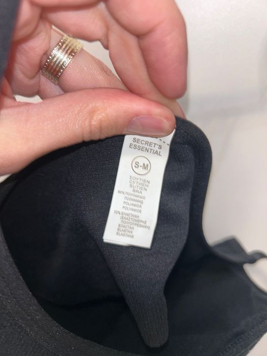 Compleu Bustiera și pantaloni scurti