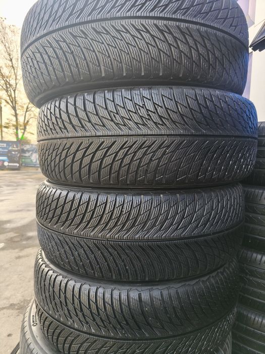 235-55-R19 Michelin alpin5