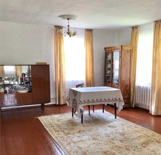 Продается кирпичный 3-комн. дом с верандой, 64 м². 9 соток. г.Алтай.