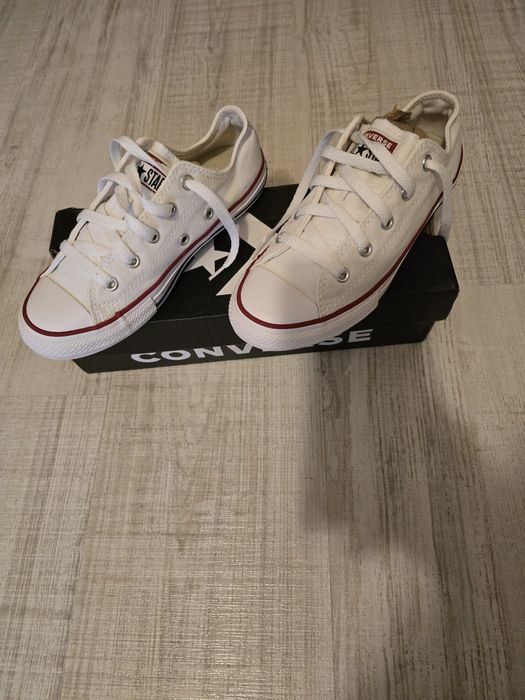 Teniși converse albi marimea 32