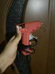 pistol de lipit cu silicon cald Dedeman