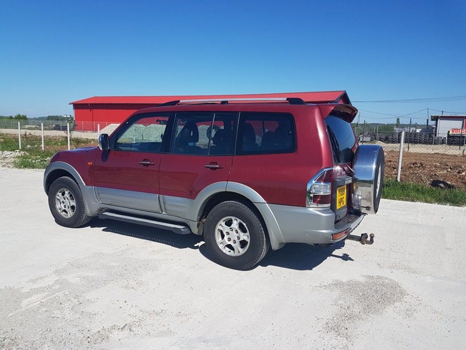 Dezmembrez mitsubishi pajero shogun 3.2 di-d 4m41 cutie automata