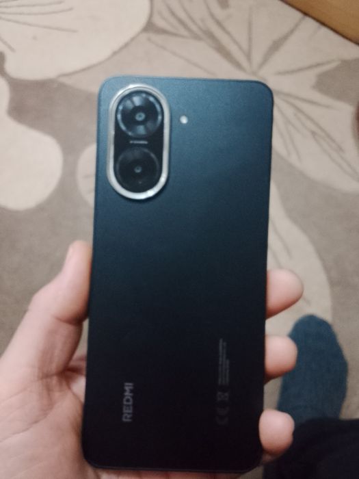 Продам телефон состояние нового