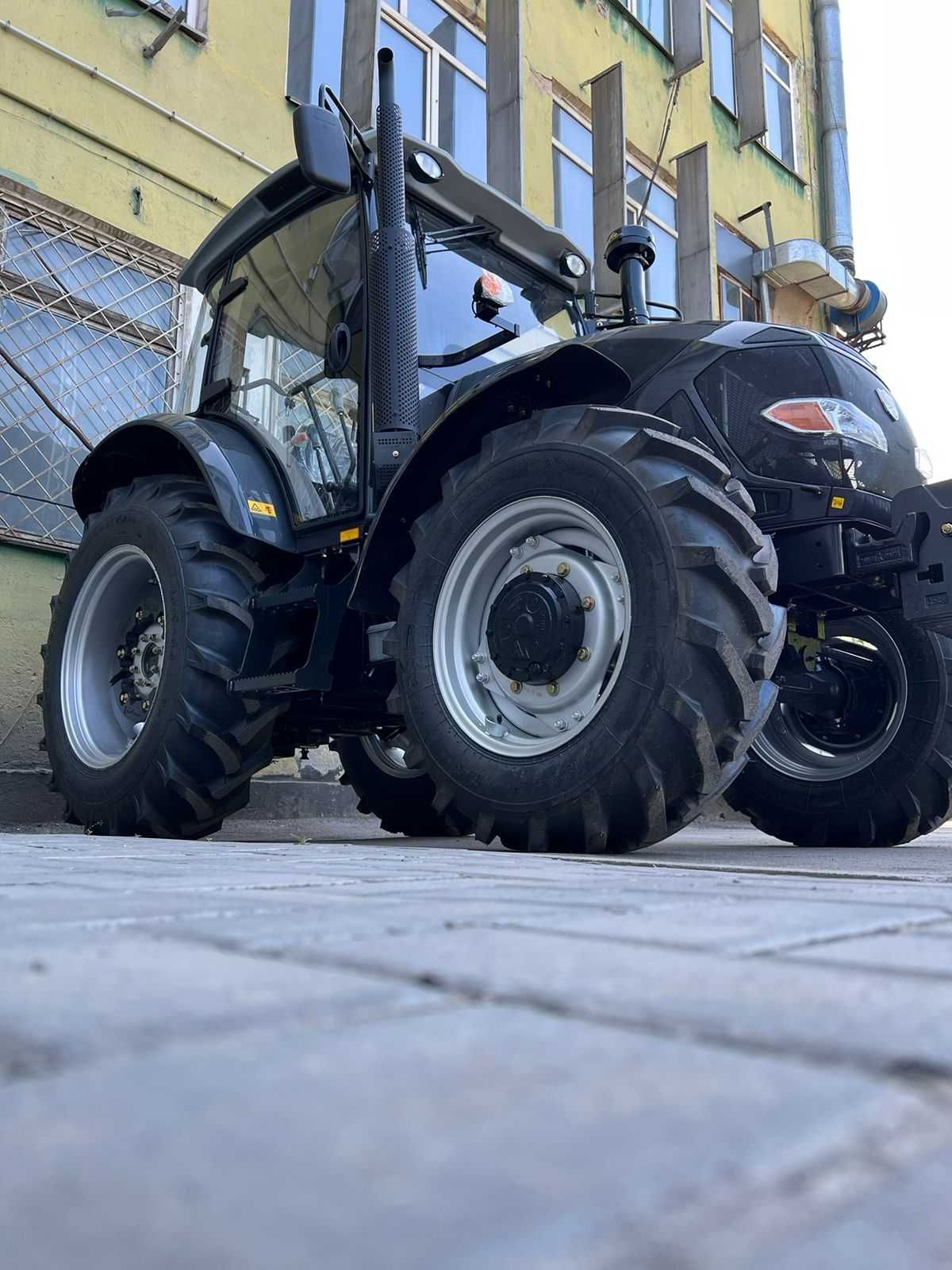 Deutz-Fahr Farmlead FL 904  с кондиционером