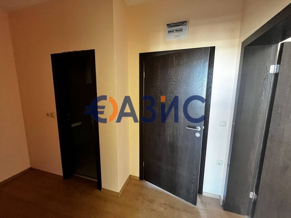 # 33516406 Двустаен апартамент в комплекс Луксор, Свети Влас . 6 ет,
